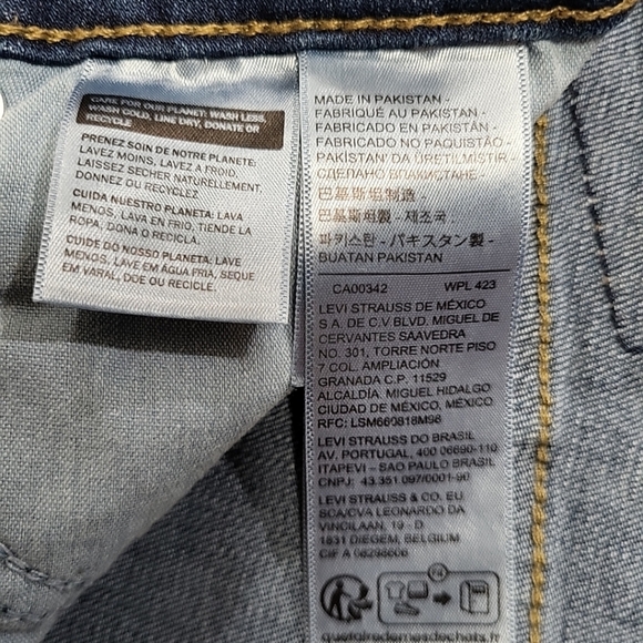 Levi's Women's Jeans Size 29 Blue Denim 711 Skinny Medium Wash 5-Pocket Design - Picture 7 of 12